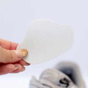 Reparer skoens hælkappe