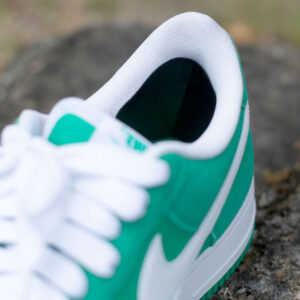 Reparer skoens hælkappe - Selvklebende lapper