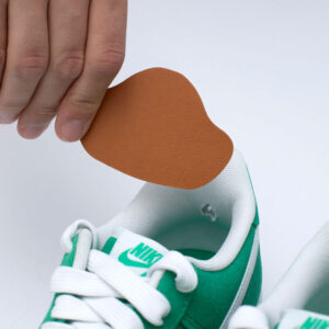 Reparer skoens hælkappe - Selvklebende lapper