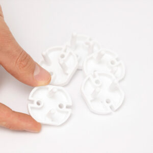 Barne­sikring til stikkontakt